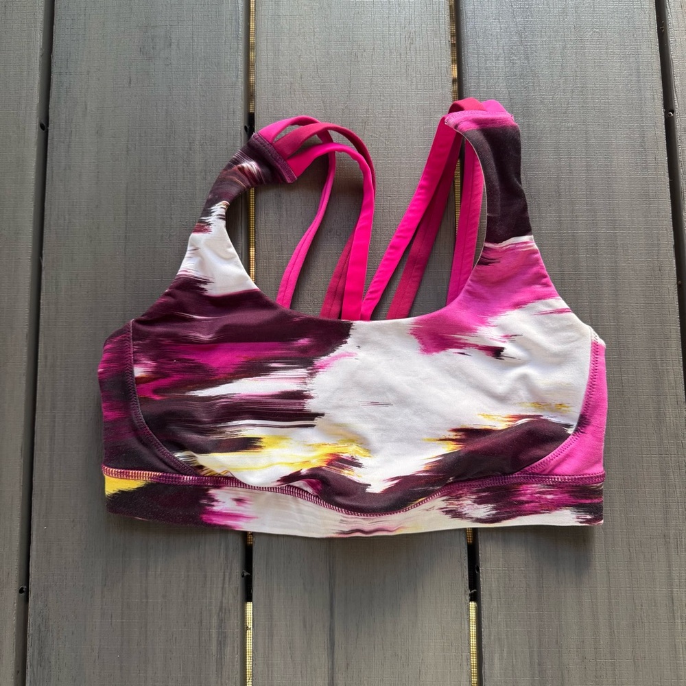 Lululemon Women’s Energy Bra Exhale‎ Pigment Wind Berry Size 6 No Padding